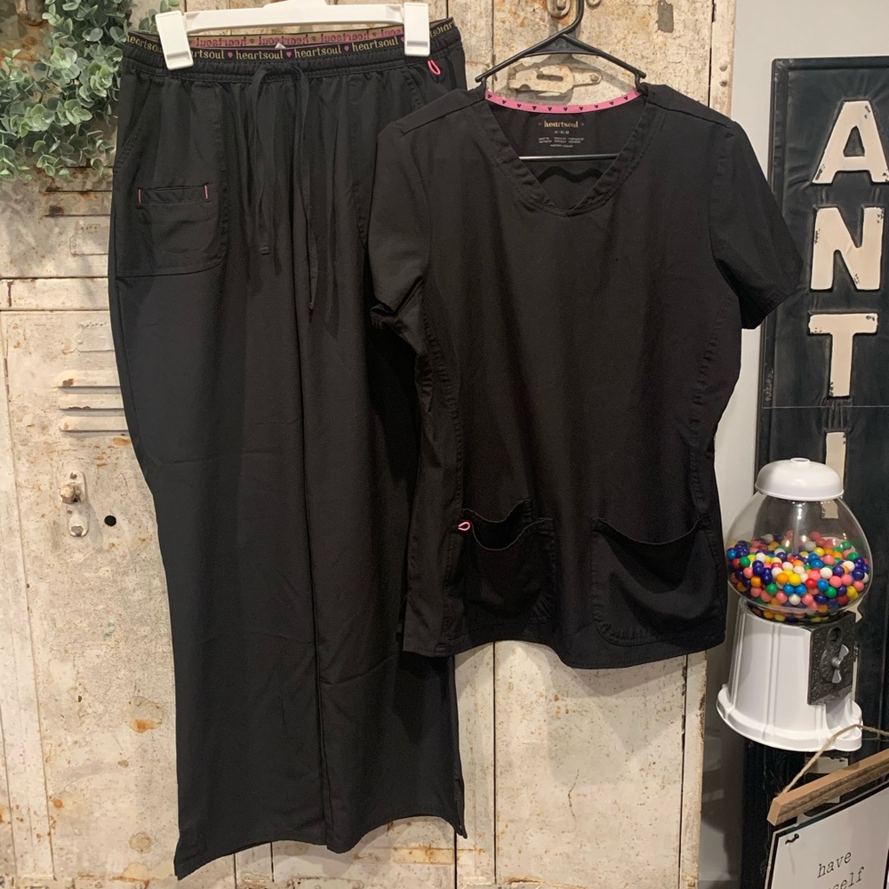 HeartSoul scrub top/pants set